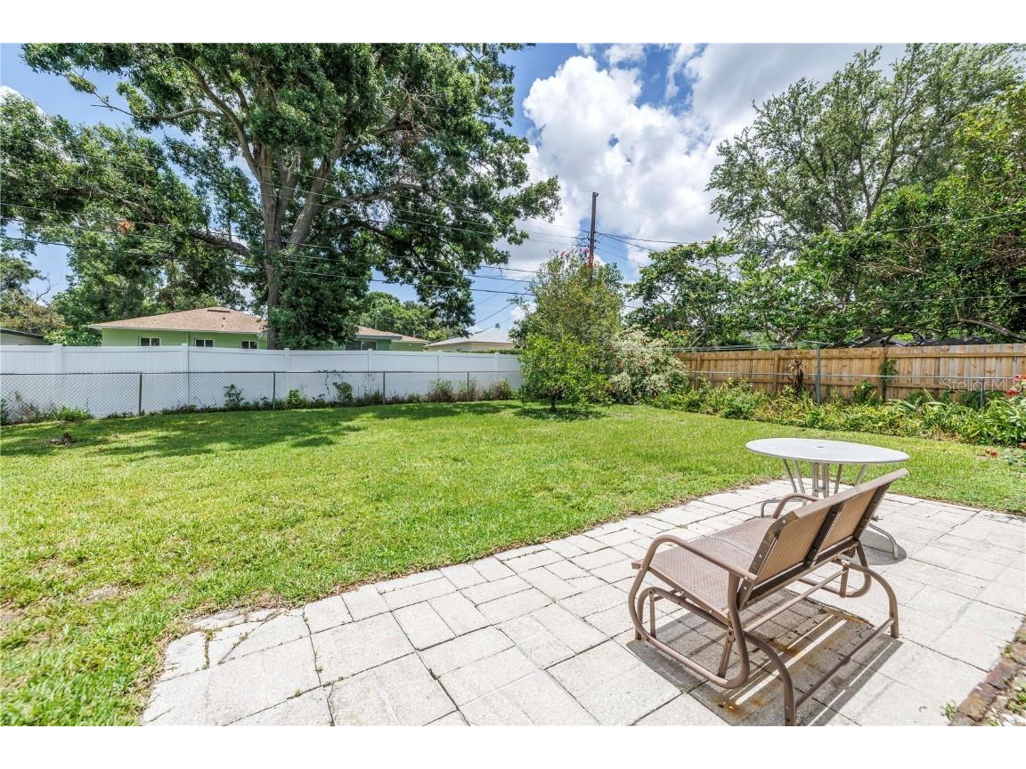 2415 York Street N Saint Petersburg FL 33710 TB8396772 image26