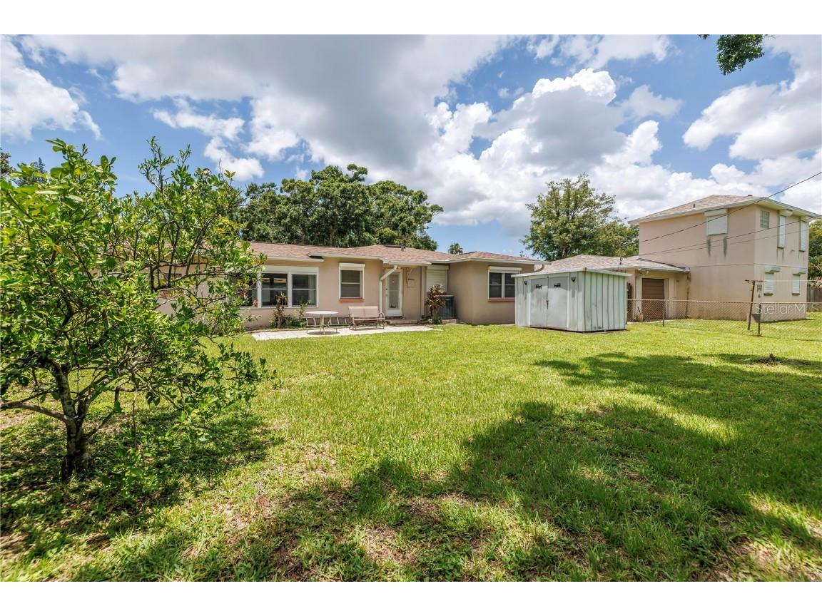 2415 York Street N Saint Petersburg FL 33710 TB8396772 image31