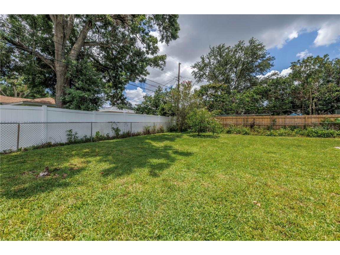 2415 York Street N Saint Petersburg FL 33710 TB8396772 image34