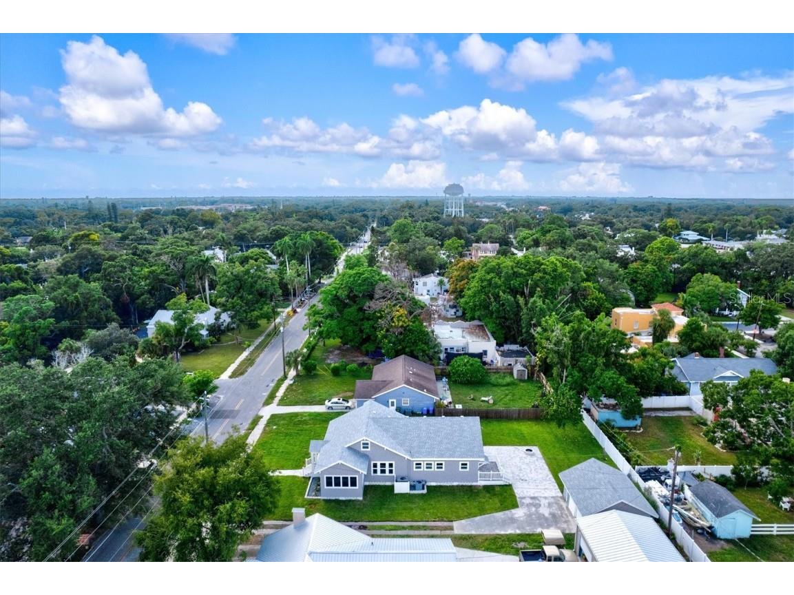 2416 7th Avenue W Bradenton FL 34205 A4620425 image1