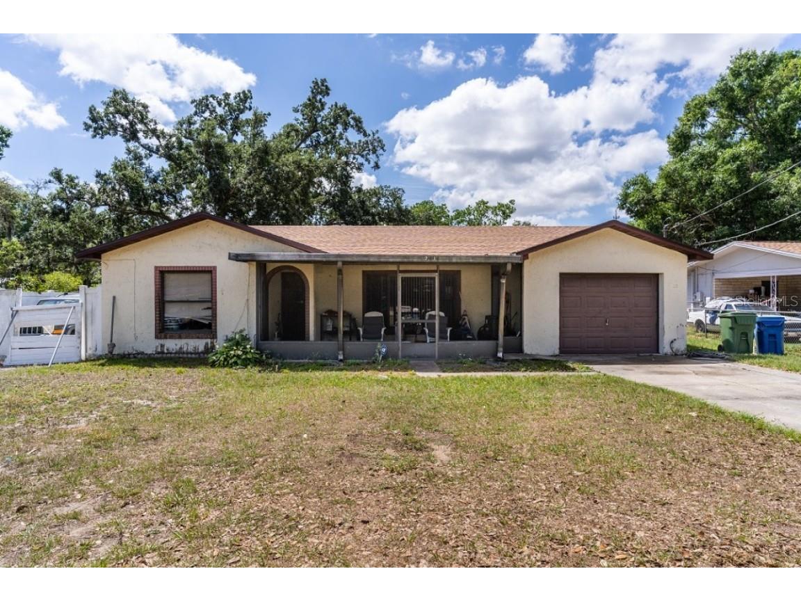 2416 Avenue B SW Winter Haven FL 33880 A4567870 image1