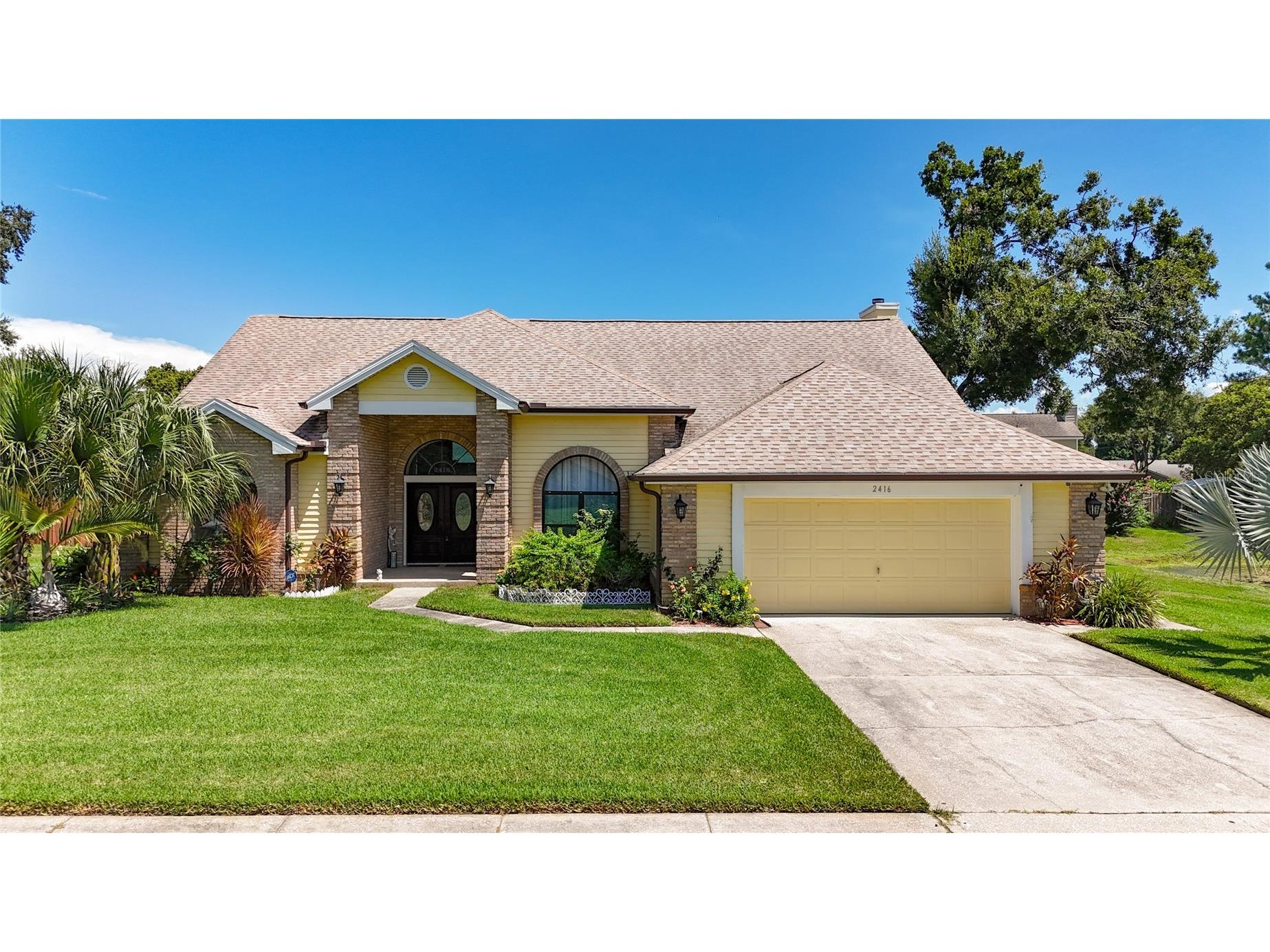 2416 Buckhorn Run Drive Valrico FL 33596 L4954937 image1