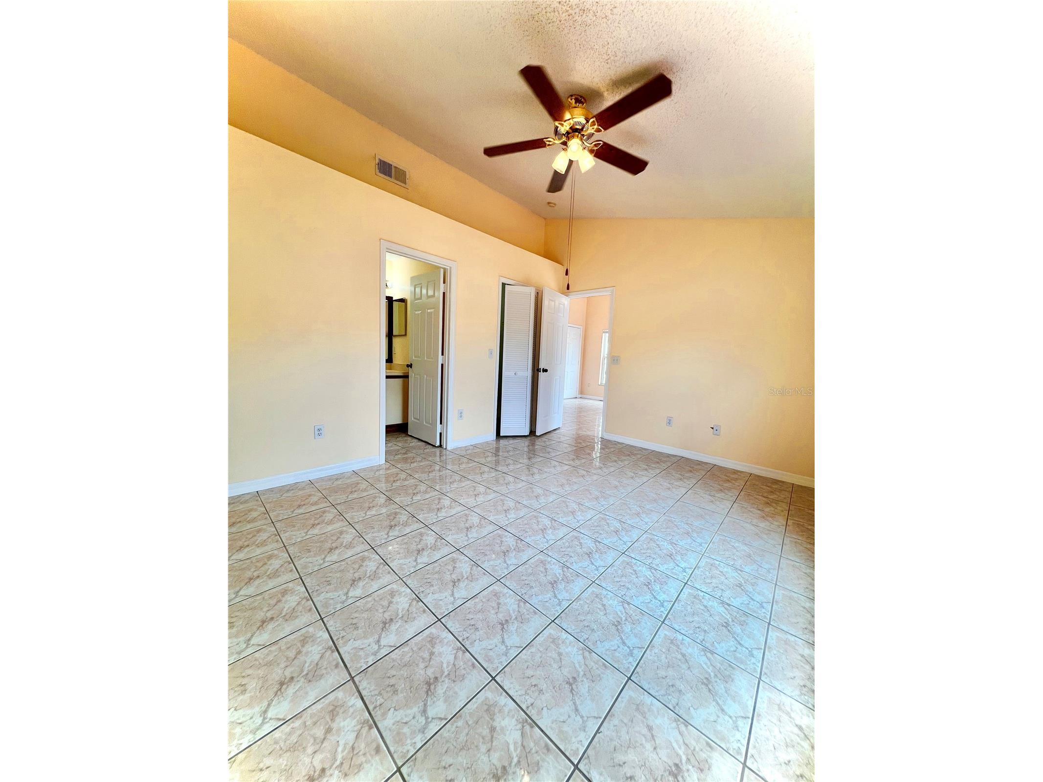 2416 Condado Court Kissimmee FL 34743 O6403808 image6