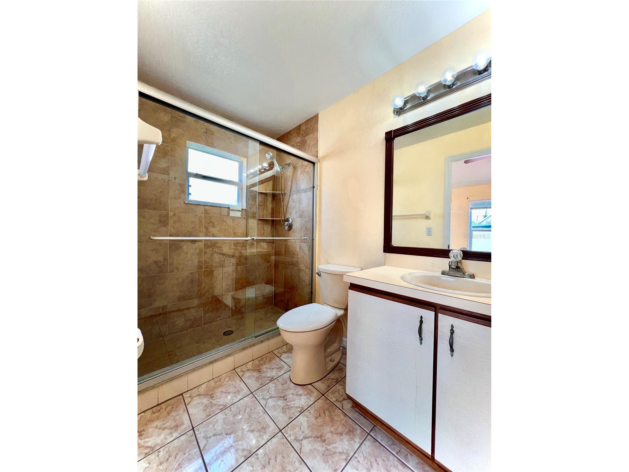 2416 Condado Court Kissimmee FL 34743 O6403808 image8