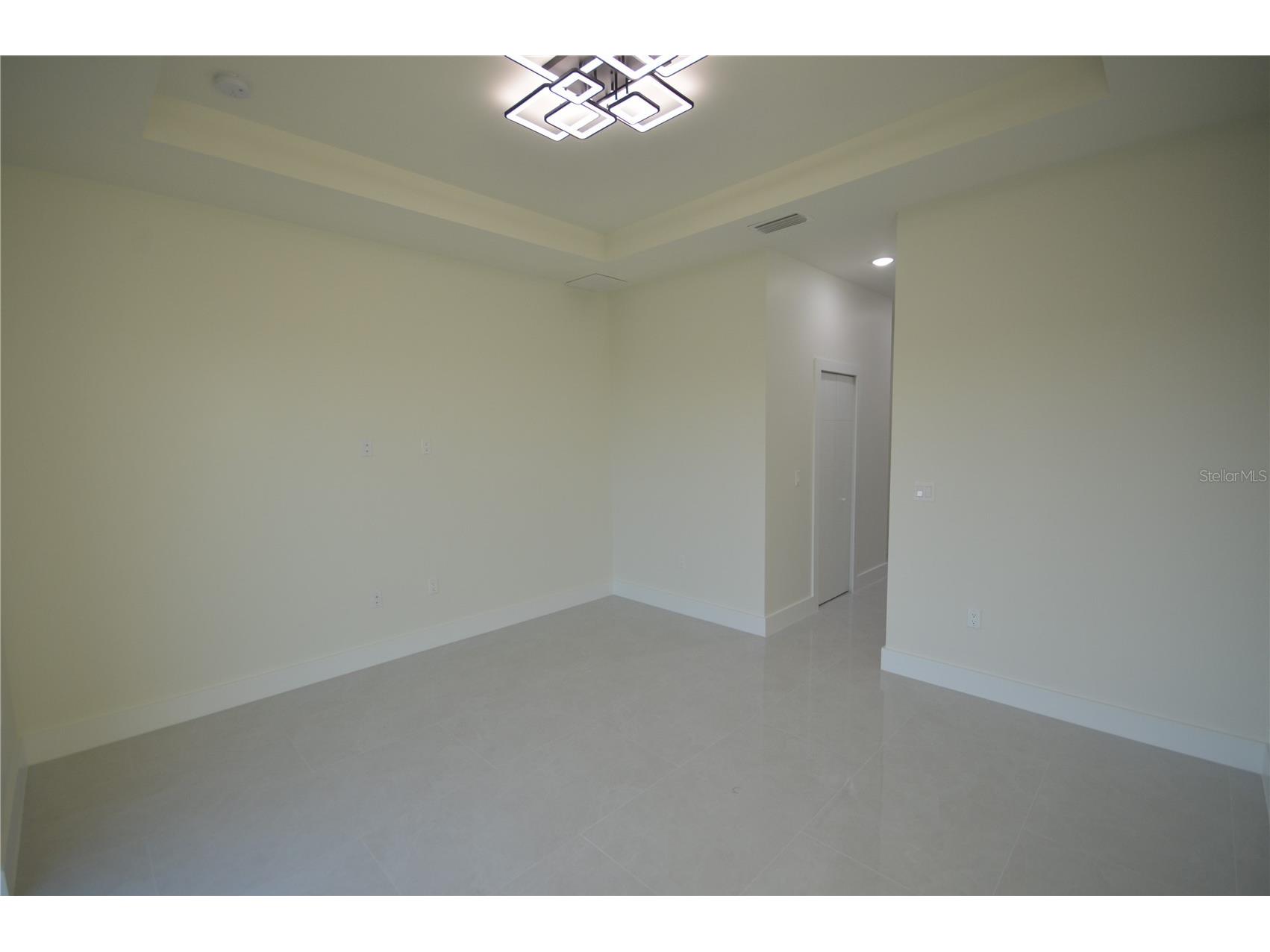 2416 Diplomat Parkway W Cape Coral FL 33993 O6403307 image13