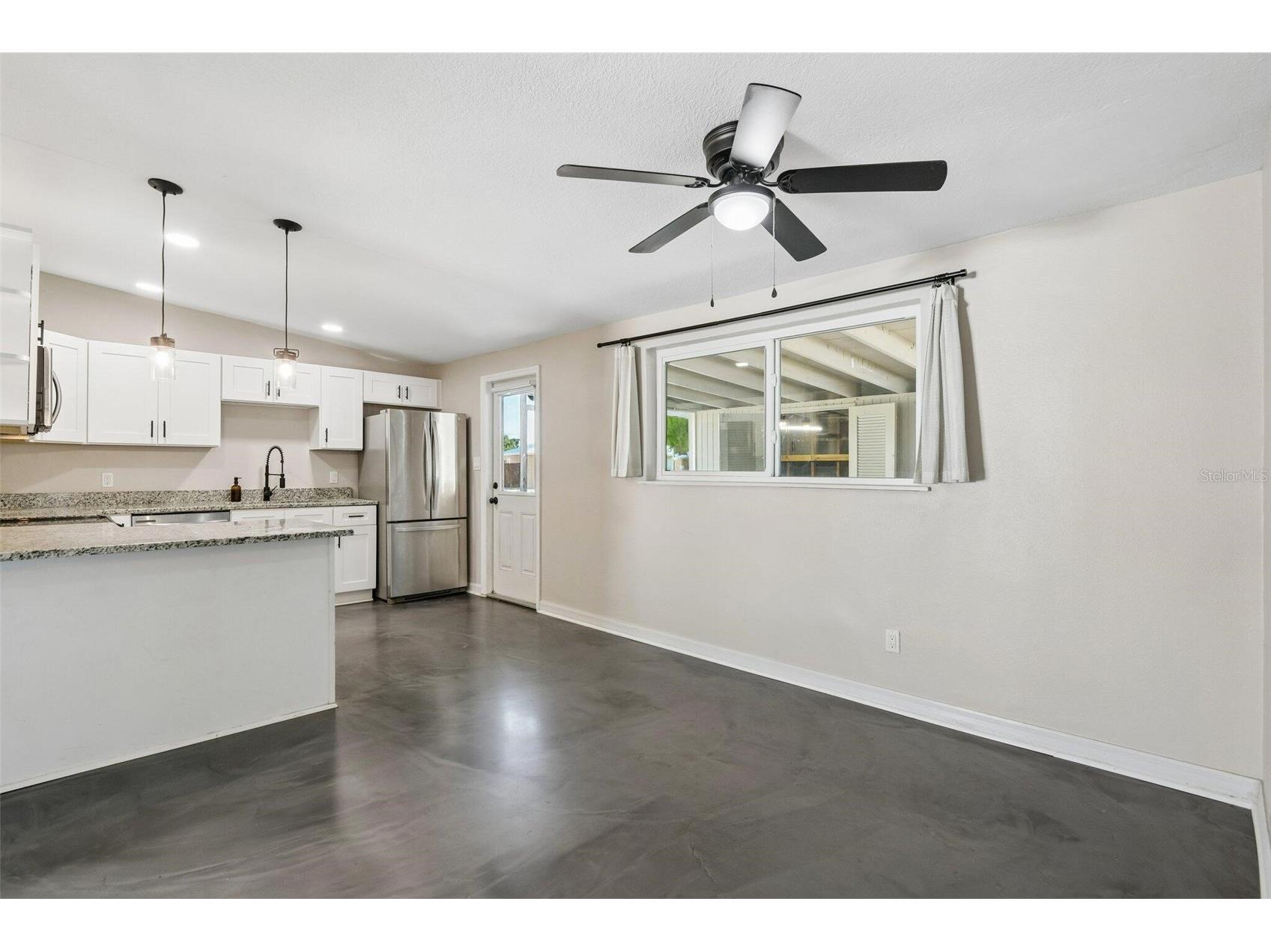 2416 Emory Avenue Bradenton FL 34207 O6420536 image10