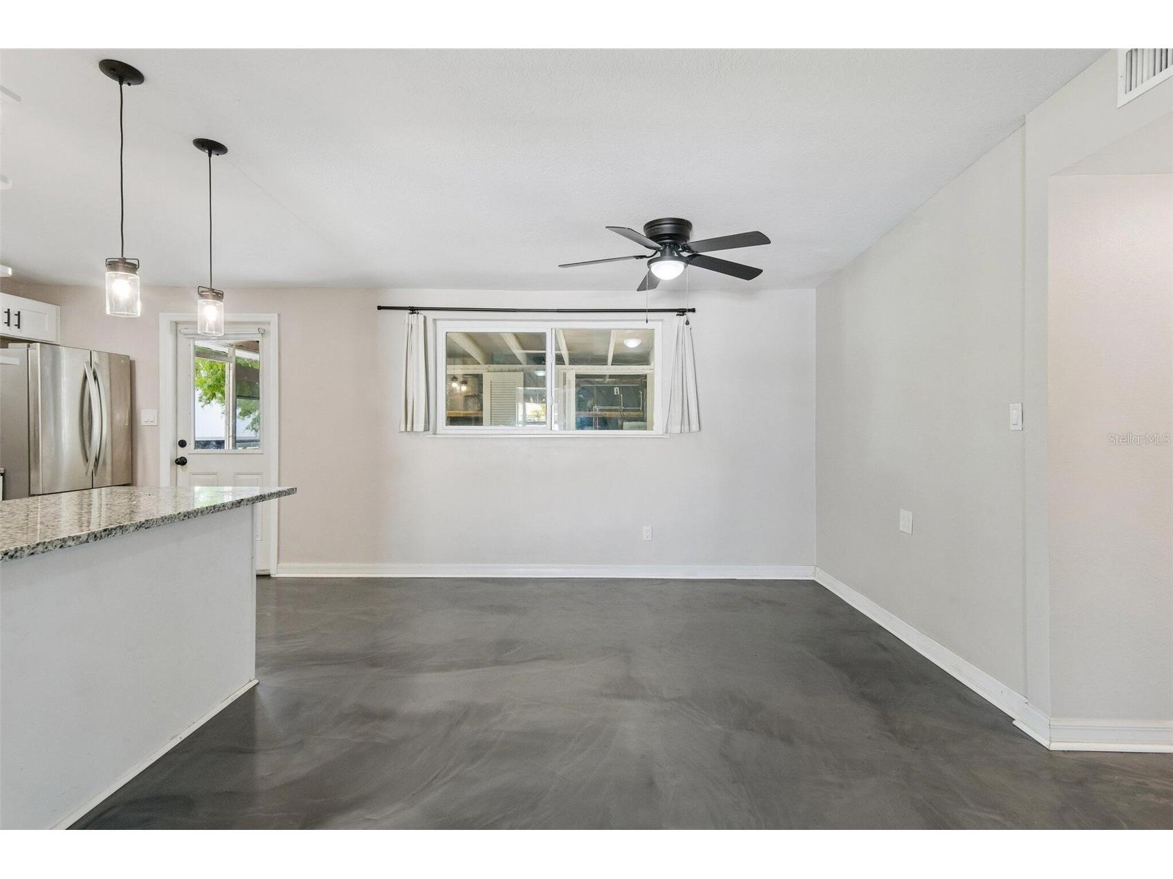 2416 Emory Avenue Bradenton FL 34207 O6420536 image11