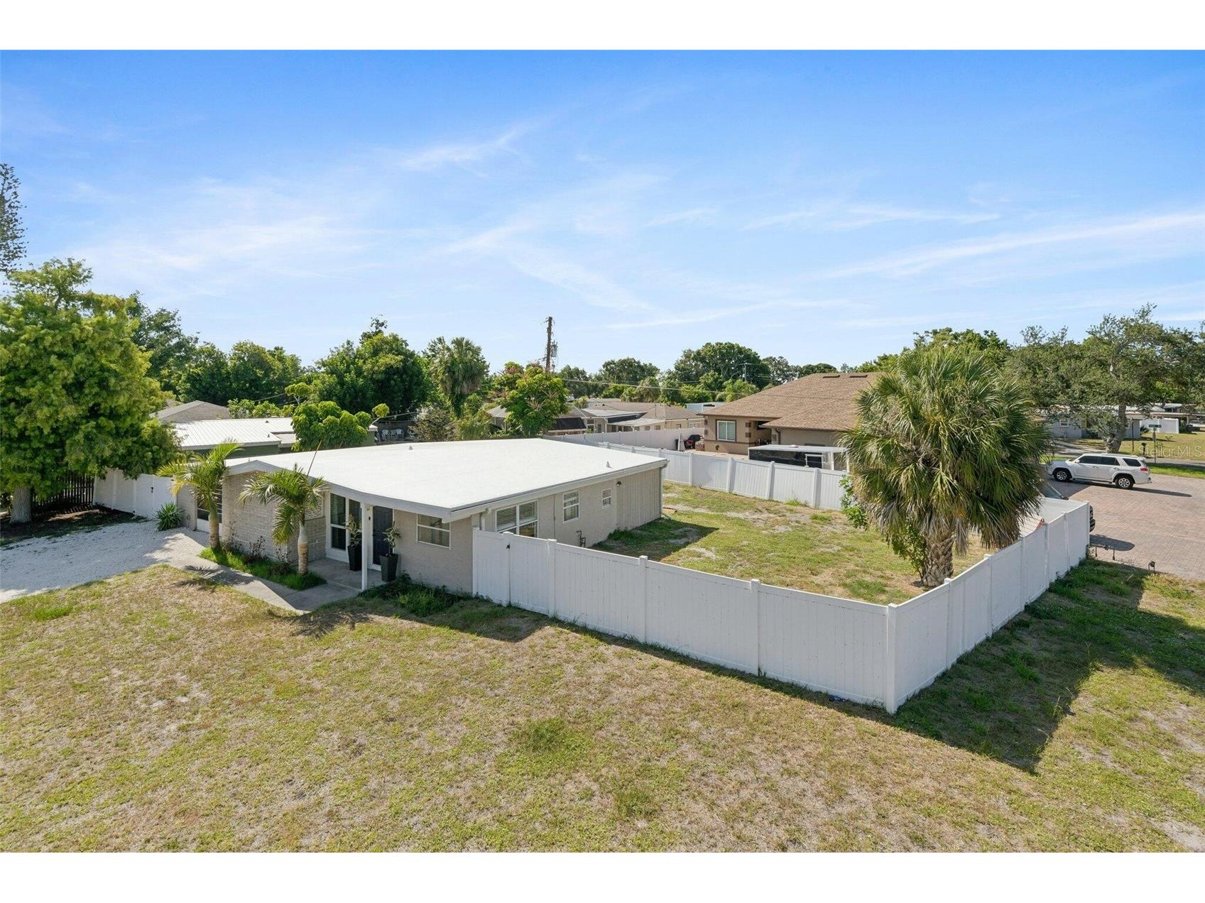 2416 Emory Avenue Bradenton FL 34207 O6420536 image3