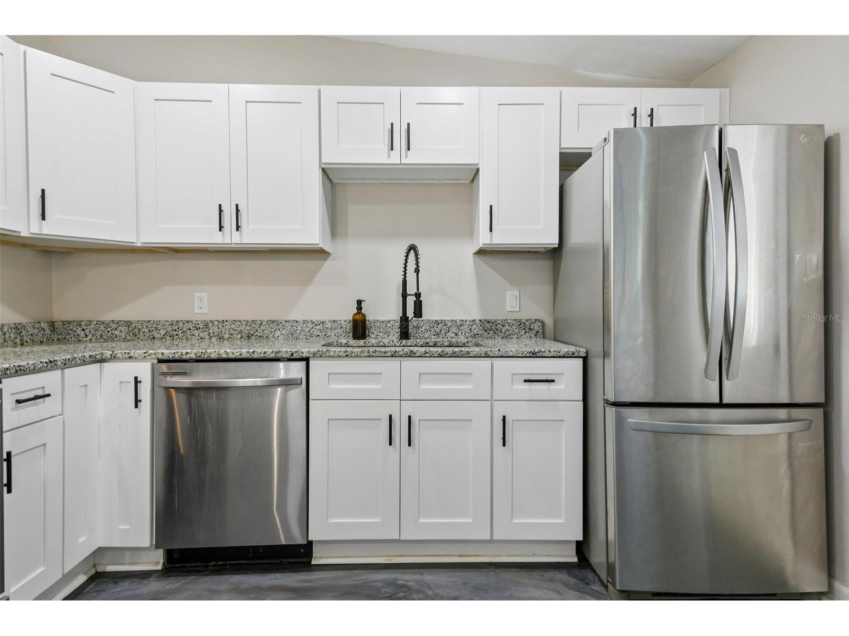 2416 Emory Avenue Bradenton FL 34207 O6420536 image9