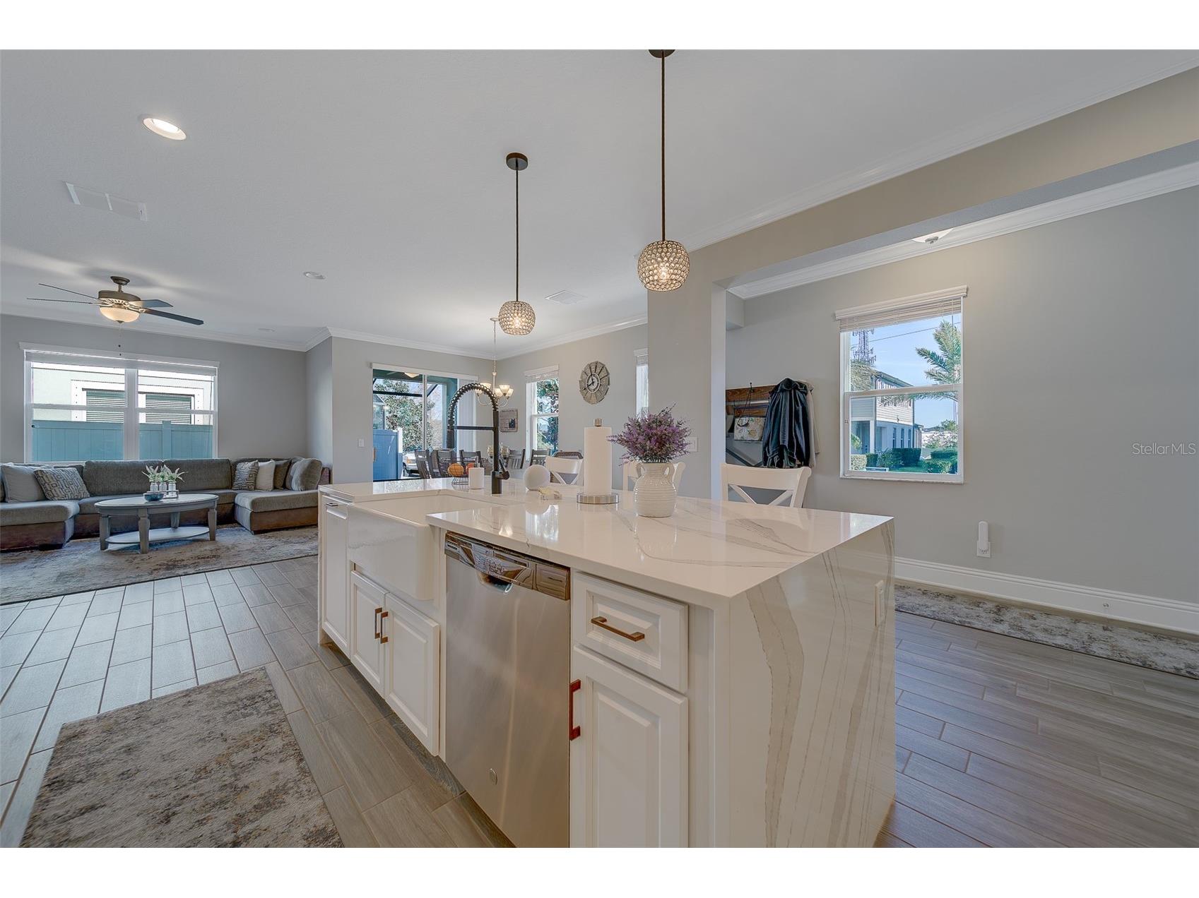 2416 Foggy Creek Circle Clearwater FL 33764 TB8475183 image14