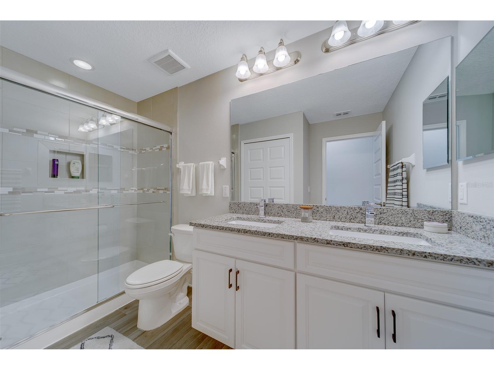 2416 Foggy Creek Circle Clearwater FL 33764 TB8475183 image40
