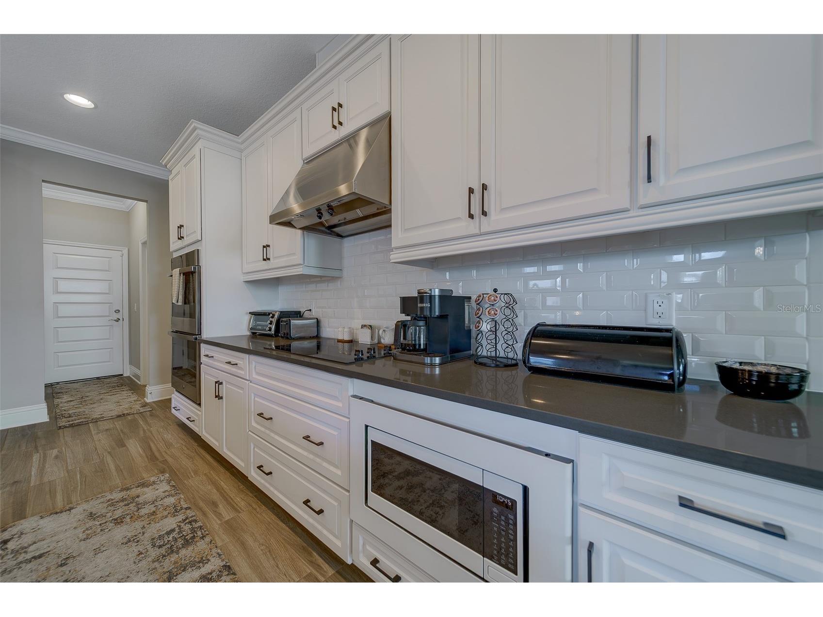 2416 Foggy Creek Circle Clearwater FL 33764 TB8475183 image9