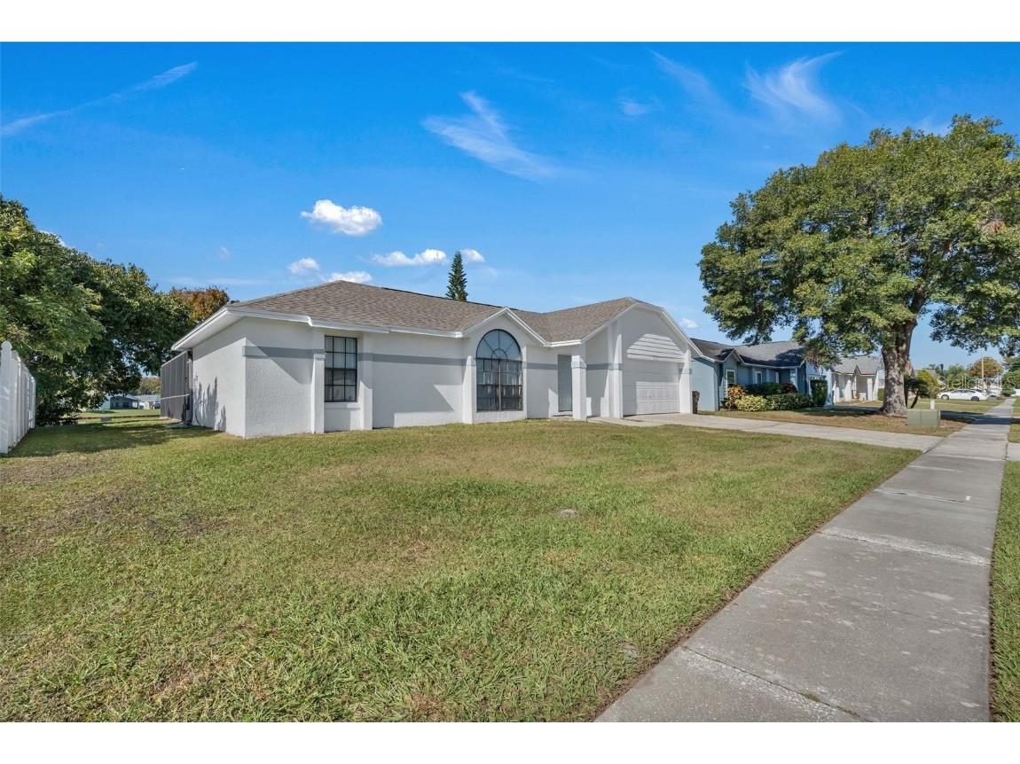 2416 Morgan Point Boulevard Kissimmee FL 34743 R4910312 image2