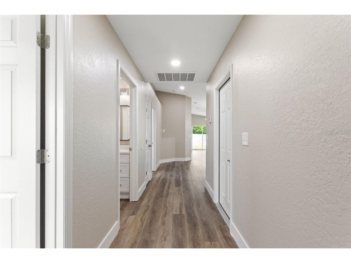 2416 N Crystal Lake Drive Lakeland FL 33801 TB8434203 image16