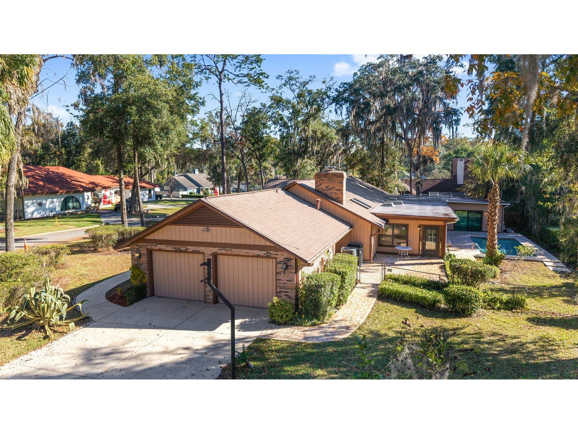 2416 SE 15th Street Ocala FL 34471 OM714775 image1