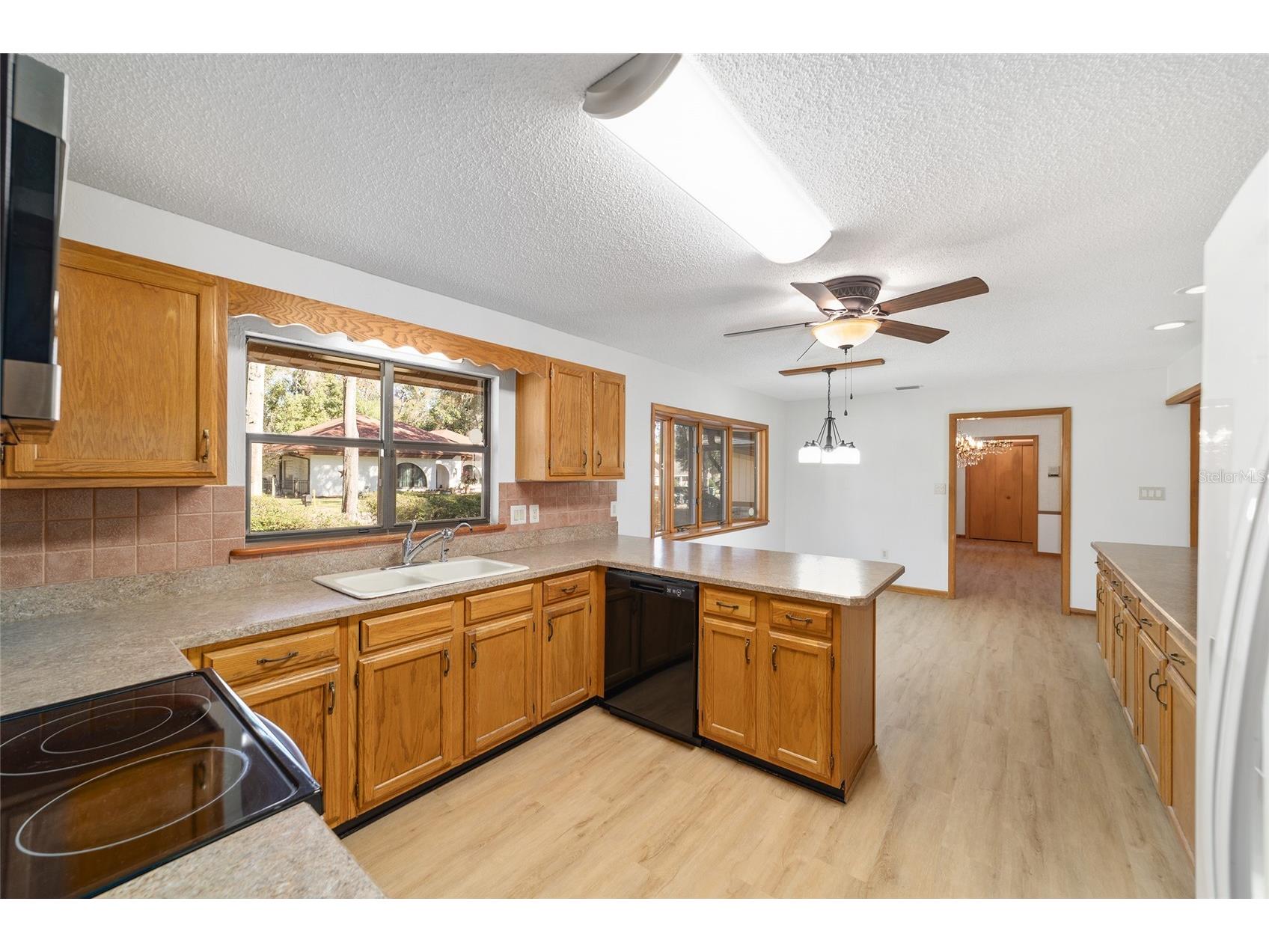 2416 SE 15th Street Ocala FL 34471 OM714775 image33