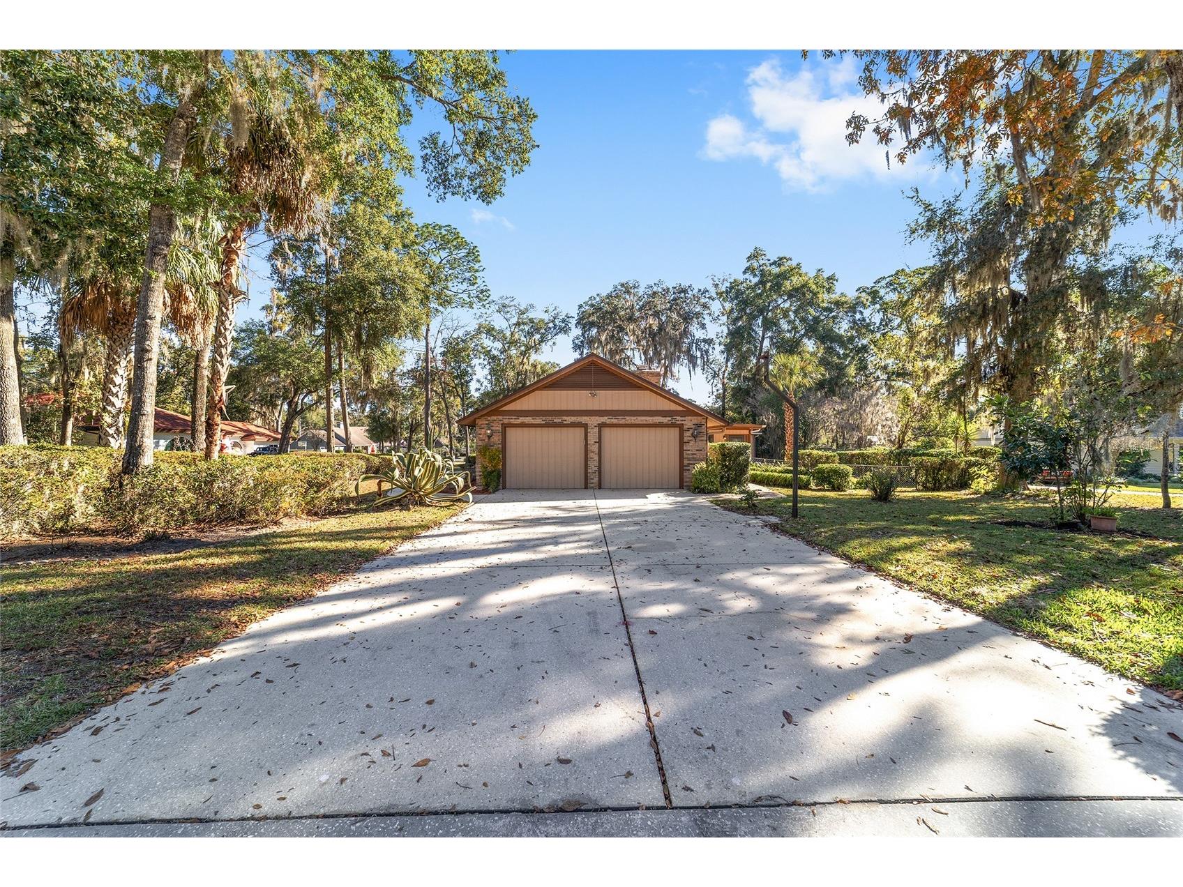 2416 SE 15th Street Ocala FL 34471 OM714775 image96