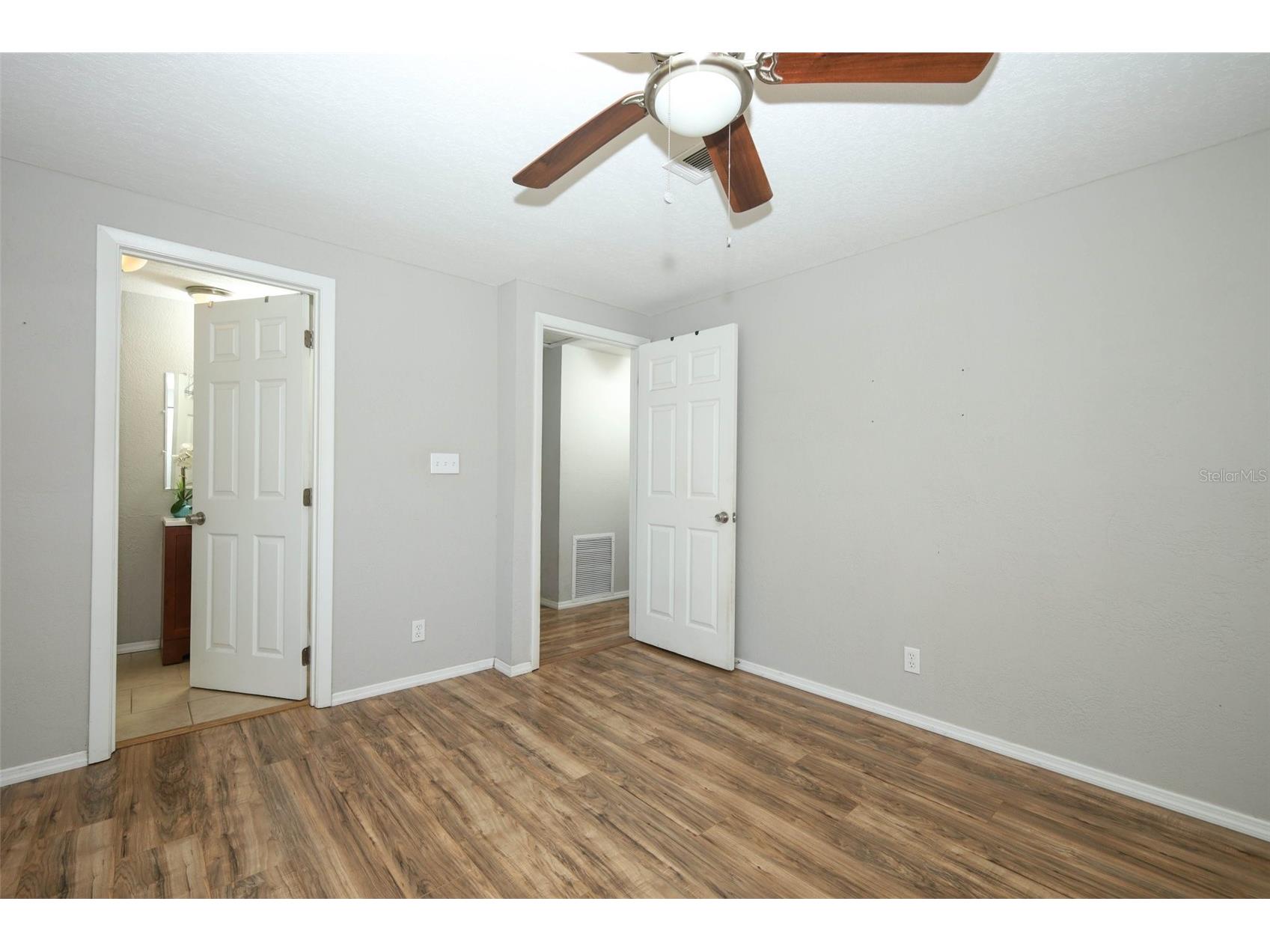 2416 Tamarind Drive Edgewater FL 32141 O6419380 image17