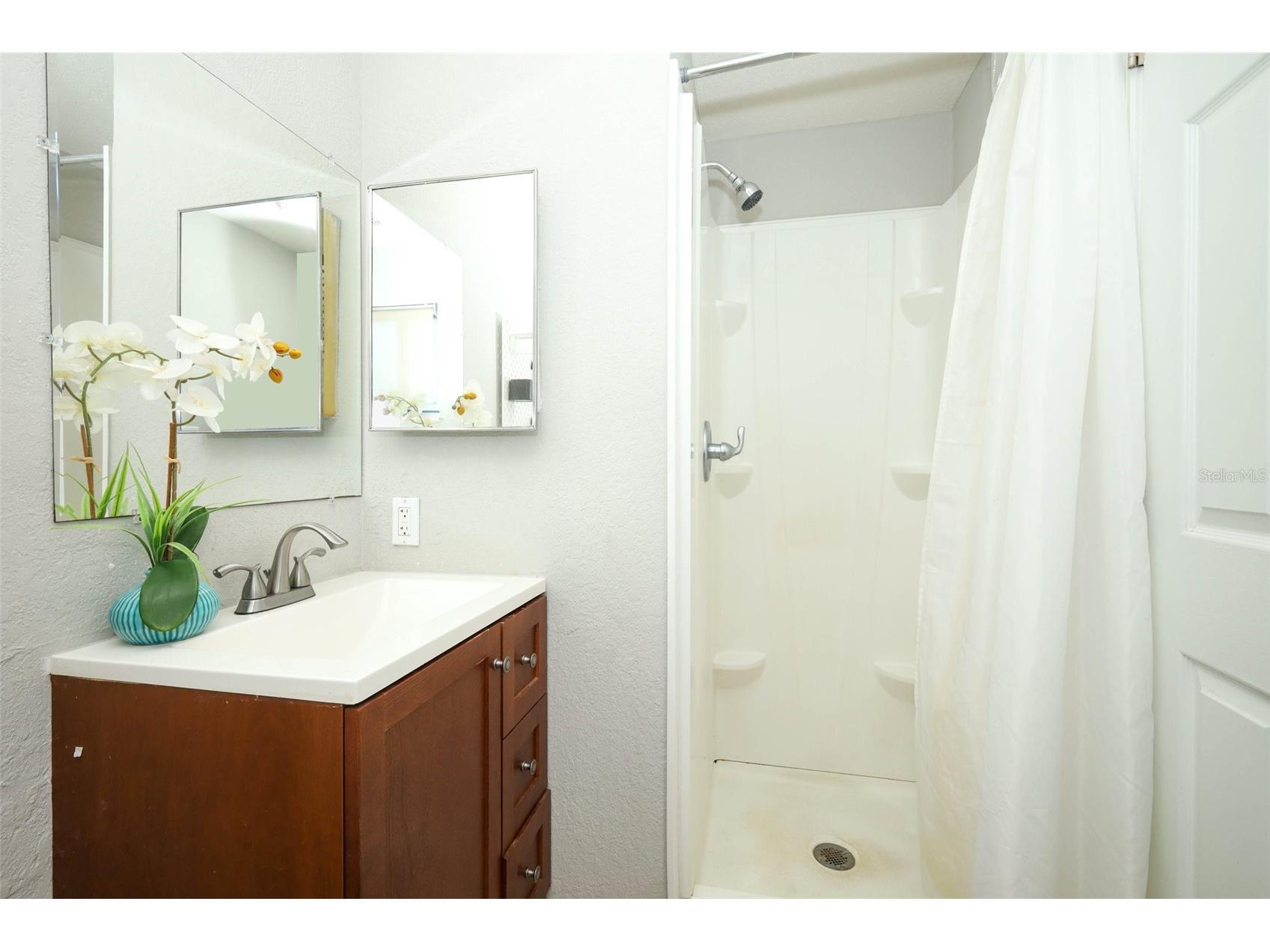 2416 Tamarind Drive Edgewater FL 32141 O6419380 image20