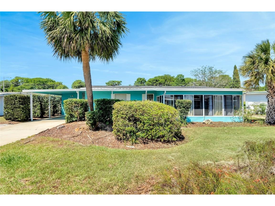 2416 Vindale Road Tavares FL 32778 G5067577 image1