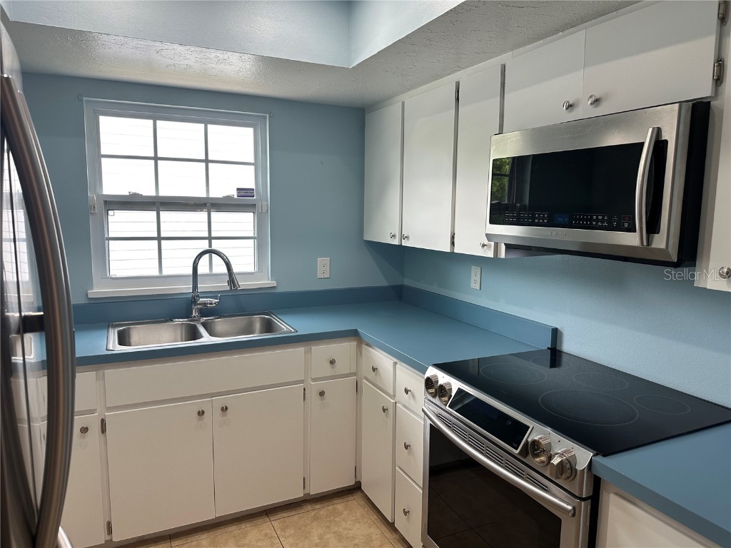 2416 Webber Street Sarasota FL 34239 A4664966 image8