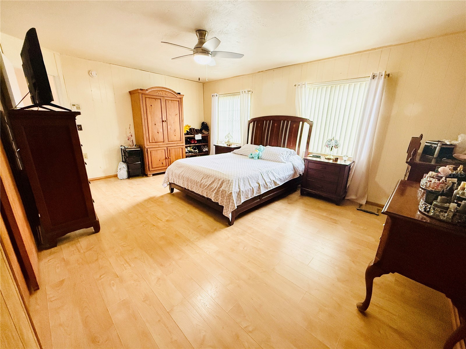 2416 Wishing Well Circle Tampa FL 33619 TB8496234 image14