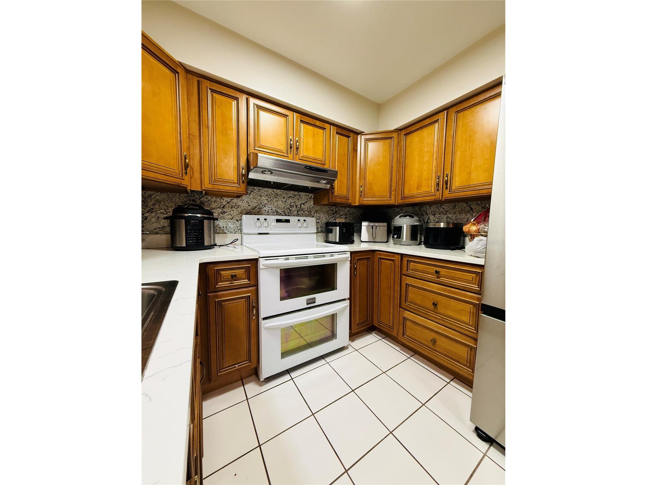 2416 Wishing Well Circle Tampa FL 33619 TB8496234 image19