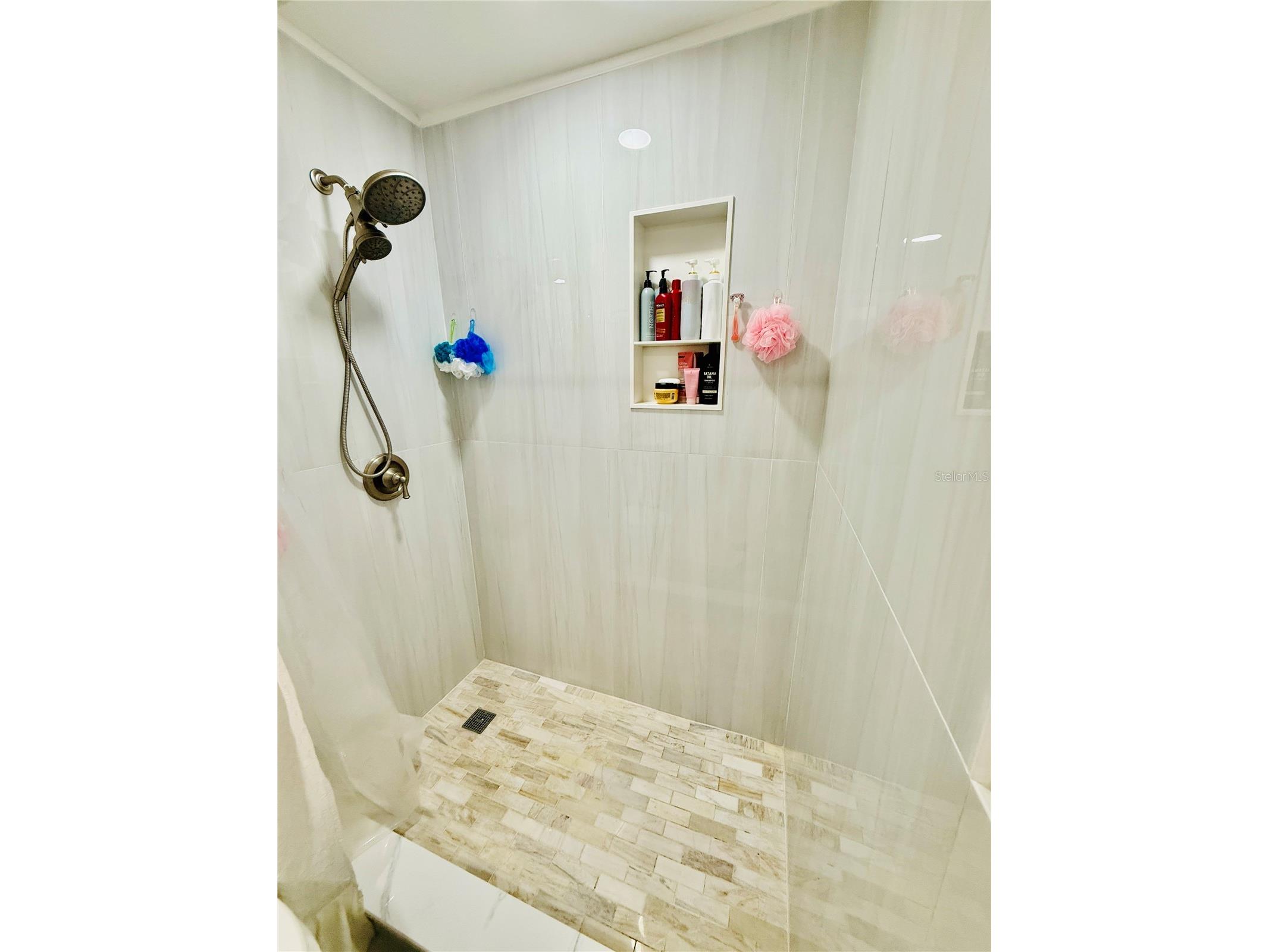 2416 Wishing Well Circle Tampa FL 33619 TB8496234 image8