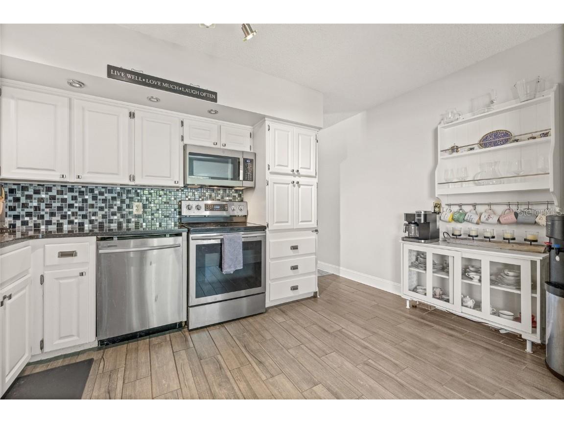 2416 World Parkway Boulevard #26 Clearwater FL 33763 TB8450929 image13