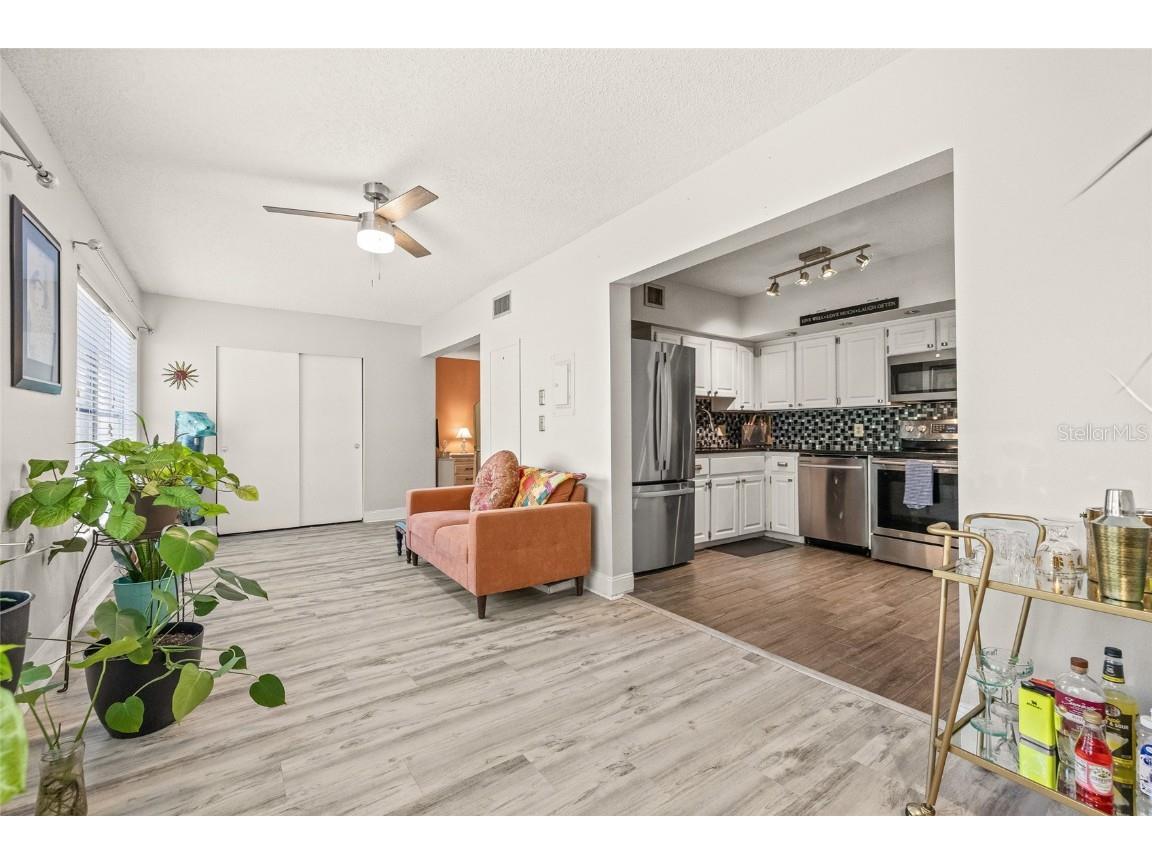 2416 World Parkway Boulevard #26 Clearwater FL 33763 TB8450929 image16