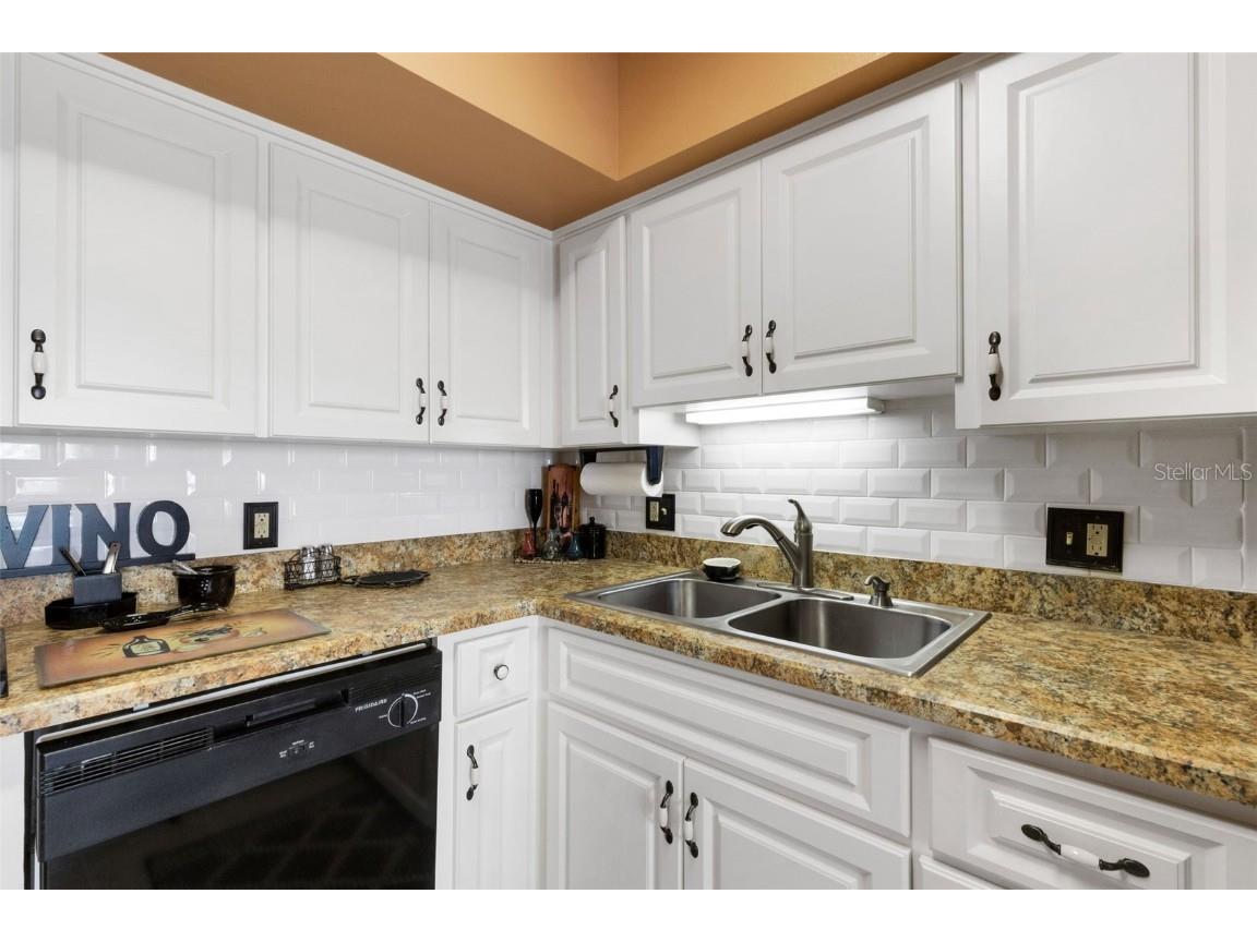 2416 World Parkway Boulevard #8 Clearwater FL 33763 TB8455175 image11