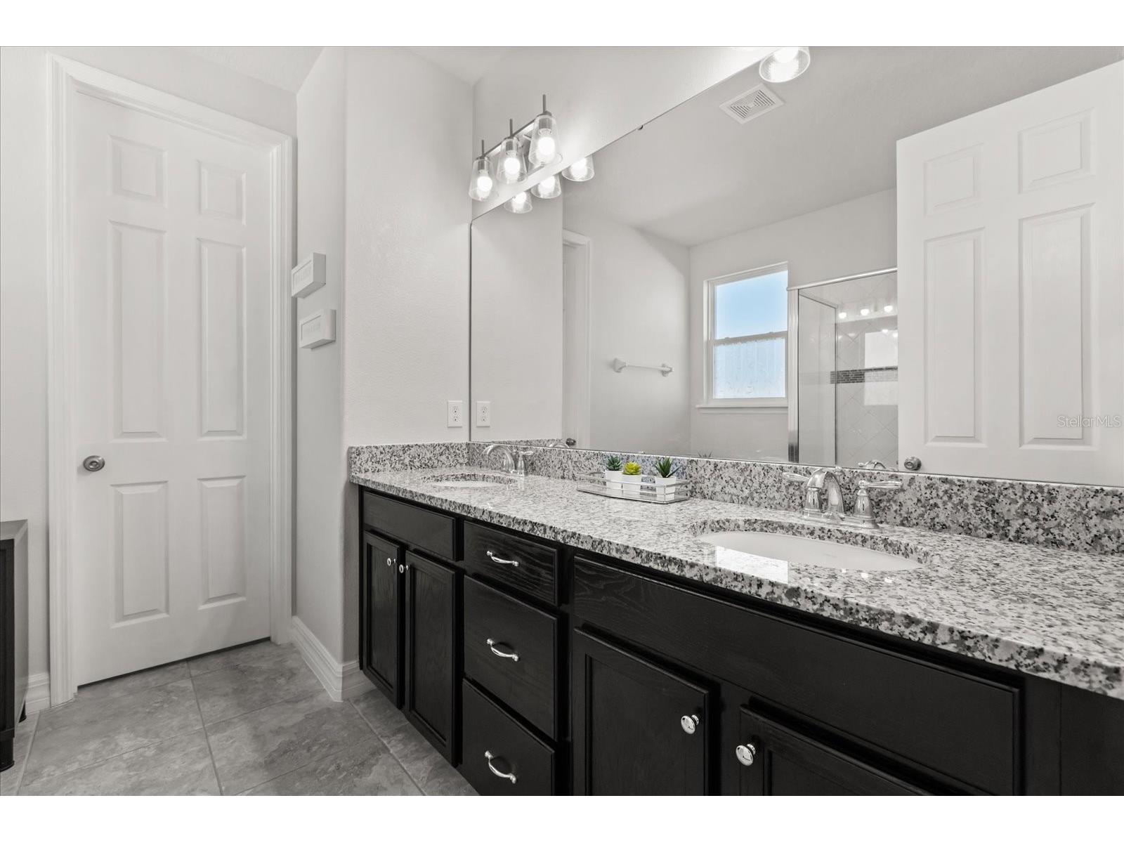 2417 Chateau Loop Kissimmee FL 34741 O6350425 image21