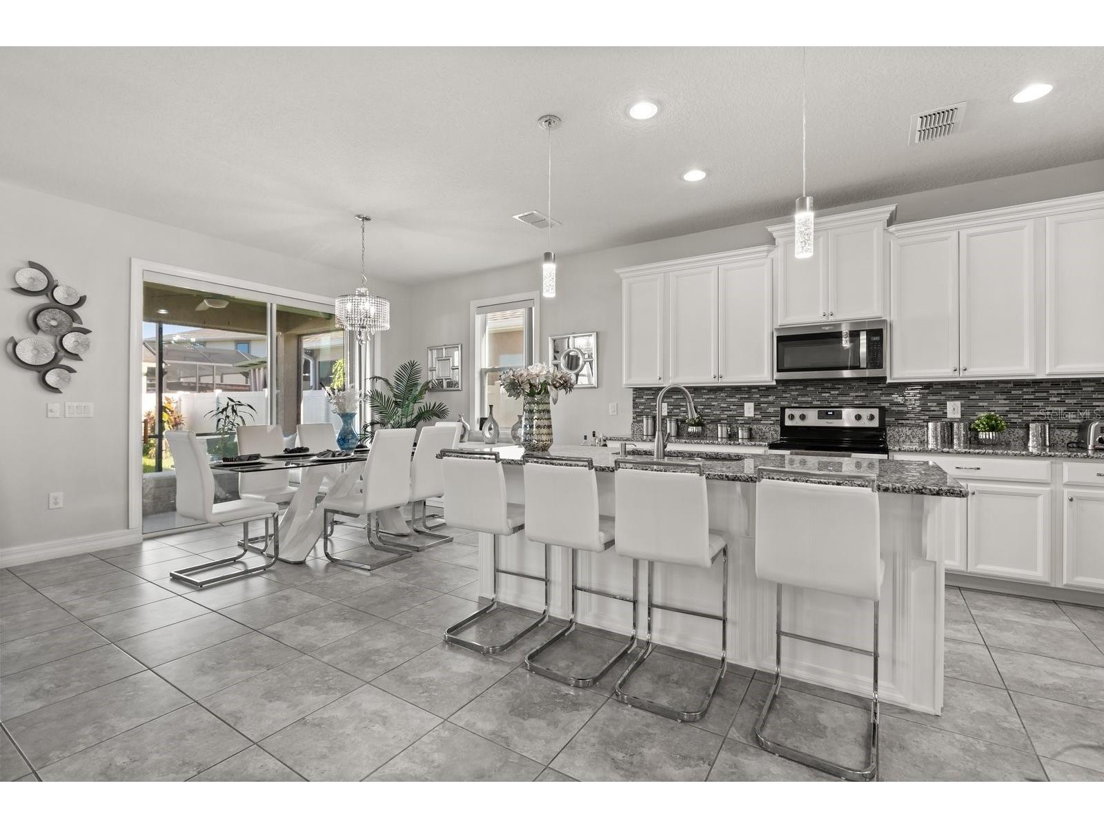 2417 Chateau Loop Kissimmee FL 34741 O6350425 image5