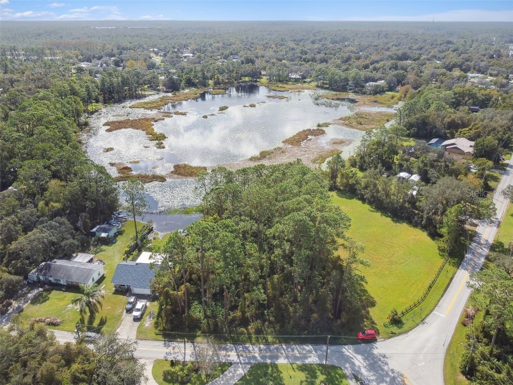 2417 E Lake Drive Deland FL 32724 W7874735 image10