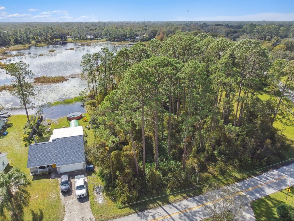 2417 E Lake Drive Deland FL 32724 W7874735 image16