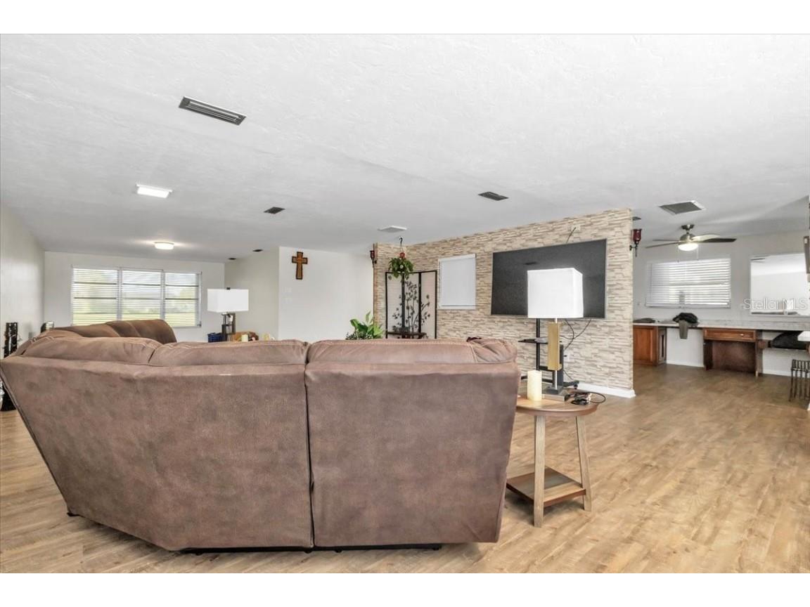 2417 Magdalina Drive Punta Gorda FL 33950 C7515074 image18