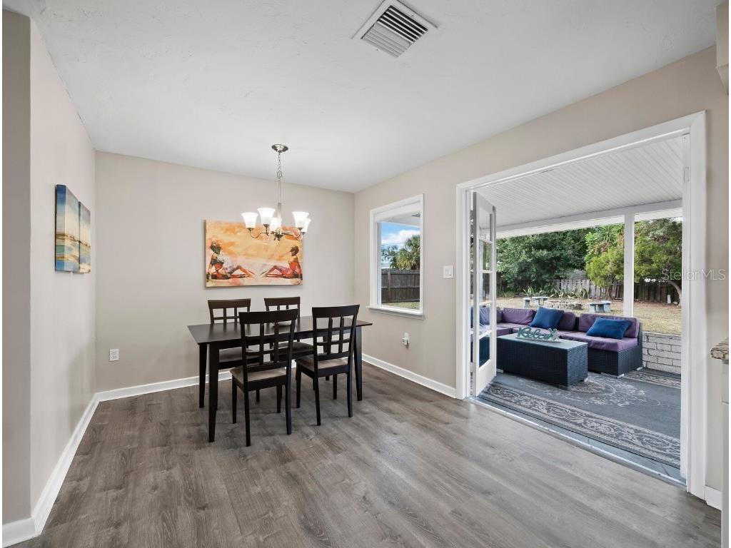 2417 Parson Lane Sarasota FL 34239 A4675748 image10