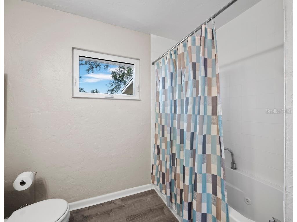 2417 Parson Lane Sarasota FL 34239 A4675748 image22