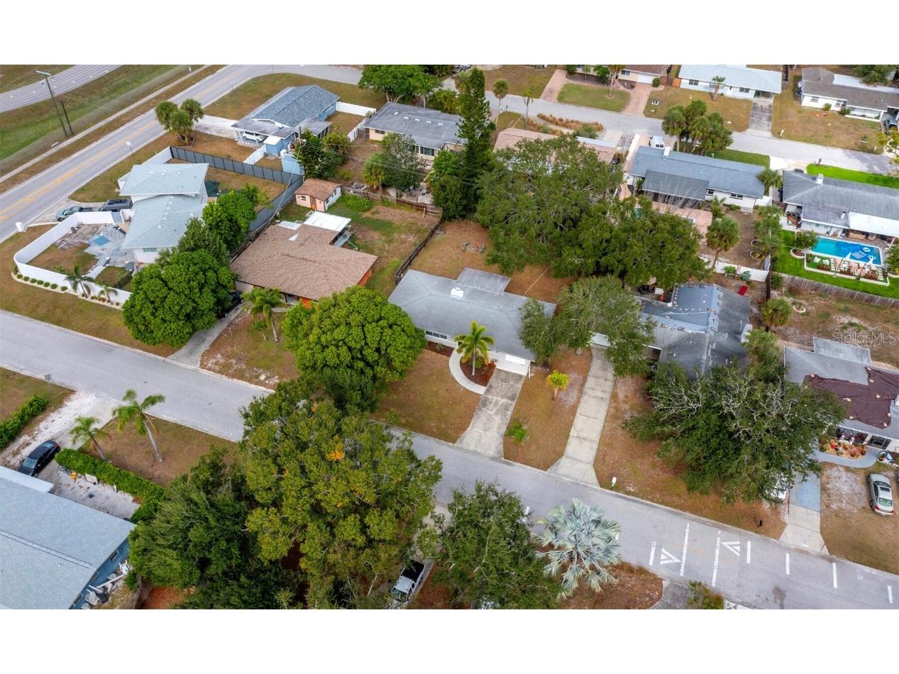 2417 Parson Lane Sarasota FL 34239 A4675748 image33