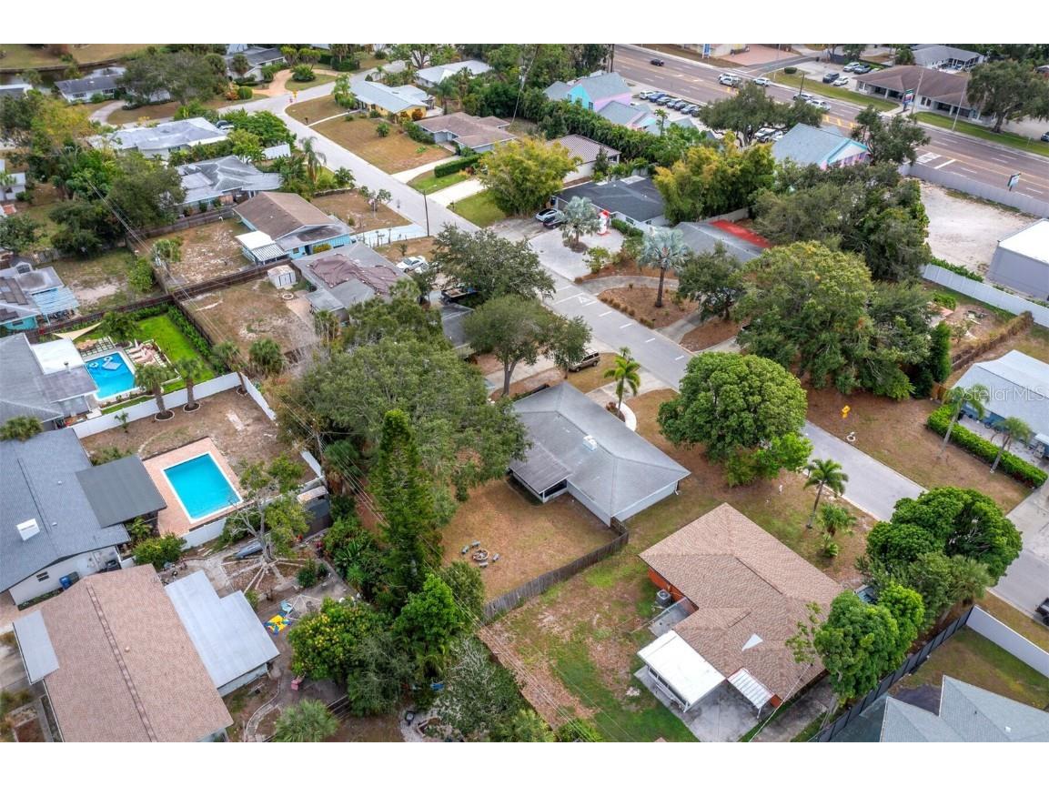 2417 Parson Lane Sarasota FL 34239 A4675748 image34