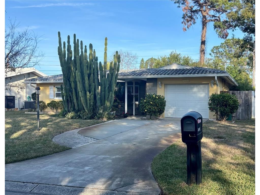 2417 Rutland Lane Clearwater FL 33763 W7872204 image1