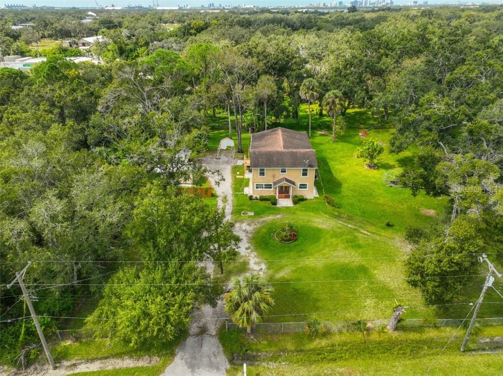 2417 S 66th Street Tampa FL 33619 TB8441080 image2