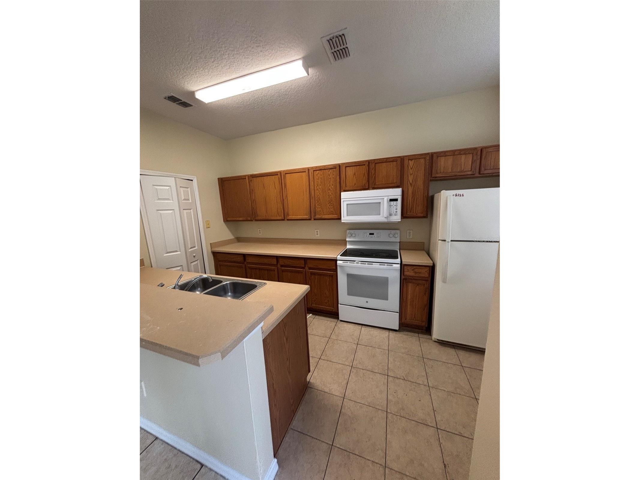 2417 Temple Grove Lane Kissimmee FL 34741 O6426387 image3