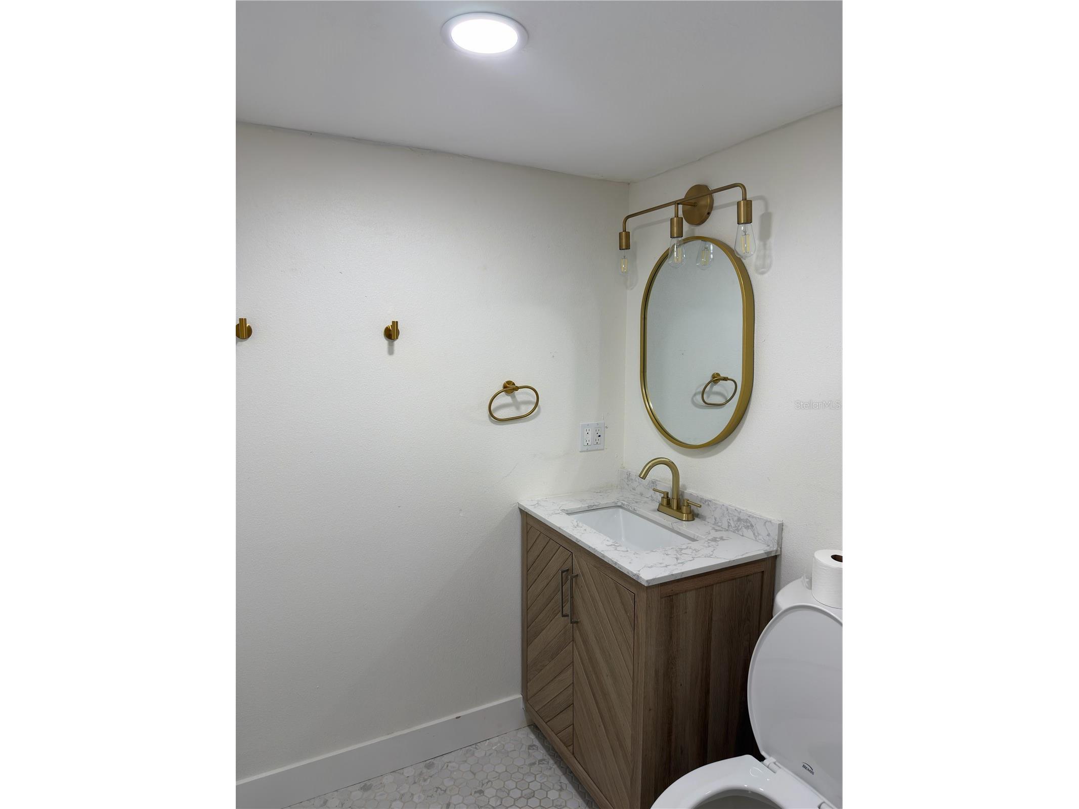 2417 W Gray Street Tampa FL 33609 TB8494648 image11