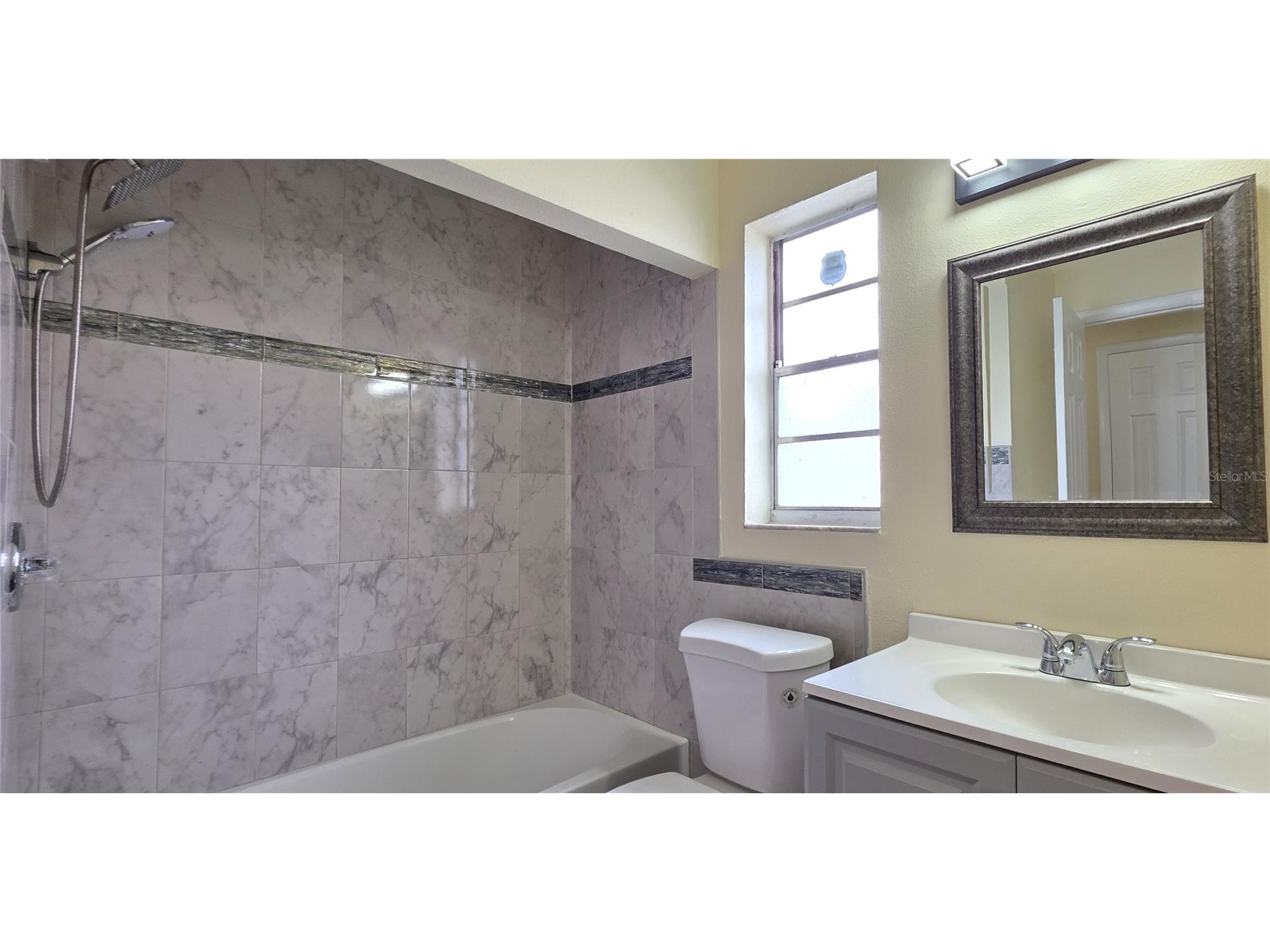 2417 Wishing Well Circle Tampa FL 33619 TB8506882 image35