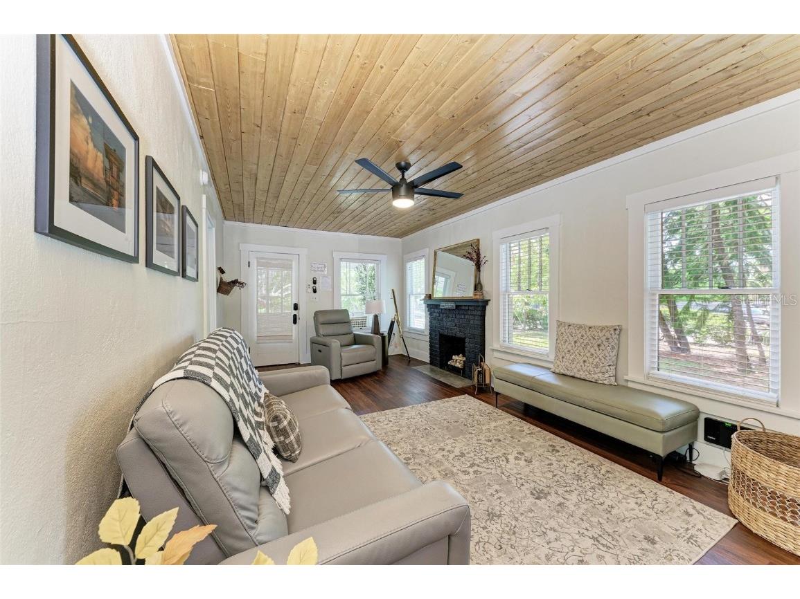 2418 12th Avenue W Bradenton FL 34205 A4664364 image11