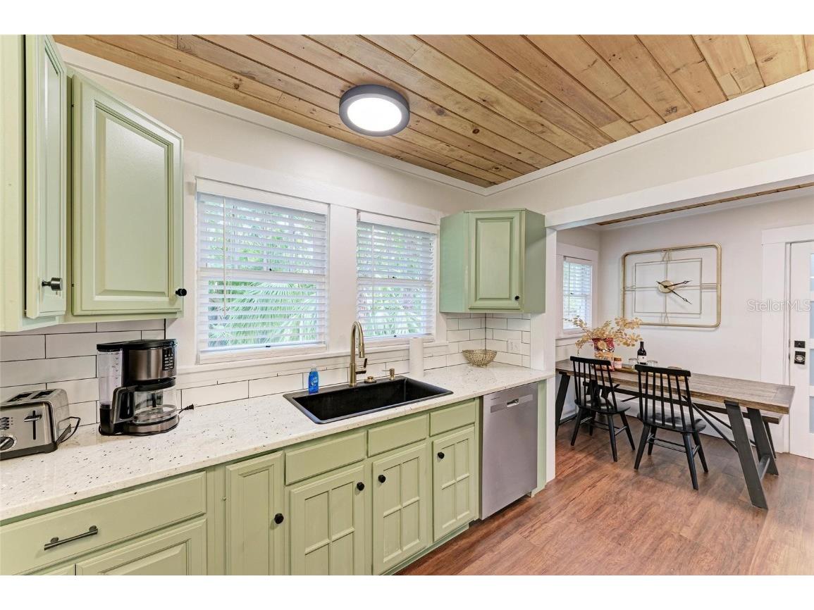 2418 12th Avenue W Bradenton FL 34205 A4664364 image16