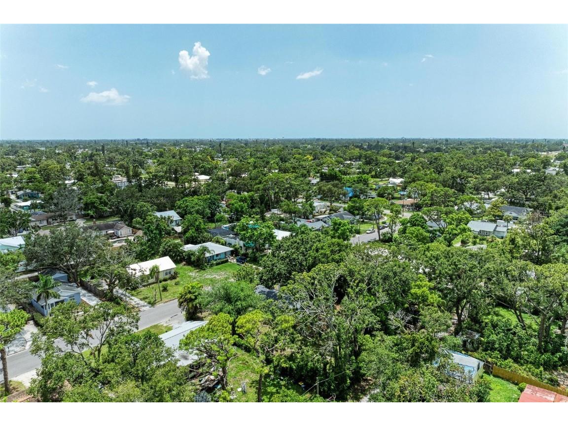 2418 12th Avenue W Bradenton FL 34205 A4664364 image44