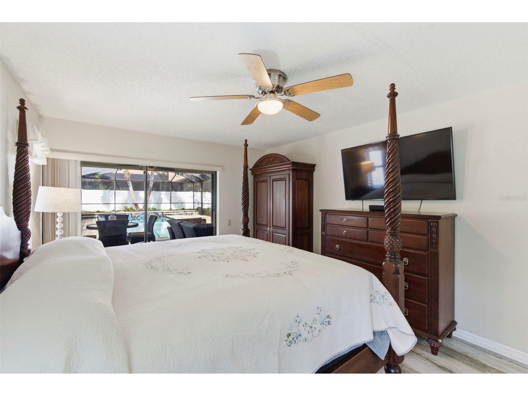 2418 Anthony Avenue Clearwater FL 33759 TB8498313 image16