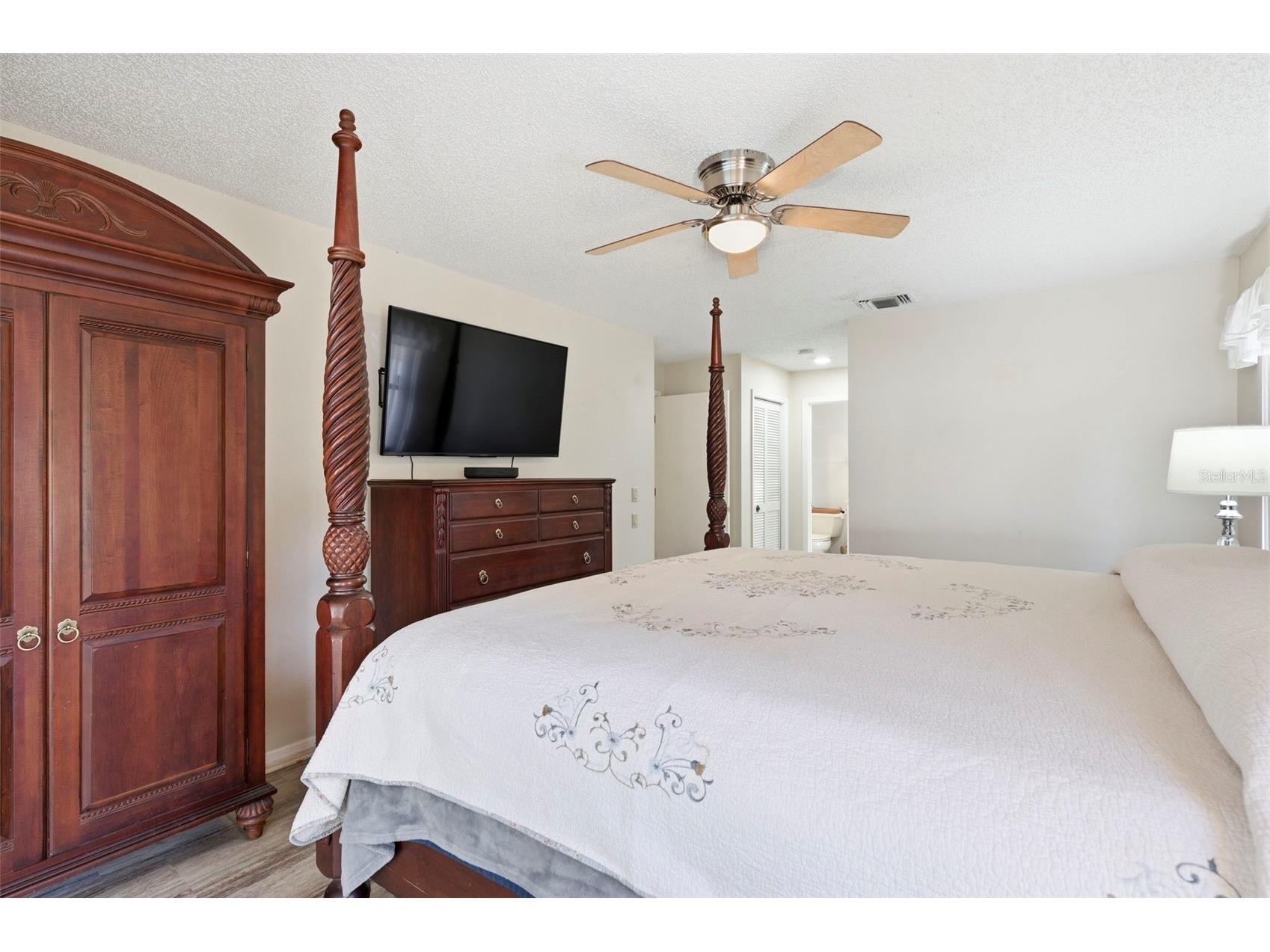 2418 Anthony Avenue Clearwater FL 33759 TB8498313 image17